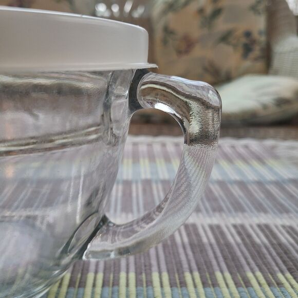 Pampered Chef 4 Cup 1 Quart Classic Glass Measuring Mixing Batter Bowl With Lid - Picture 6 of 10